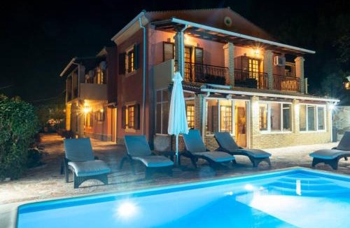 Corfu Town Villa | Poli House Family Villa W/Pool