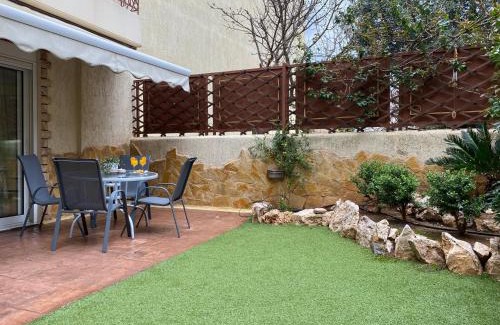 Varkiza Apartment | Pool Garden House near the Sea