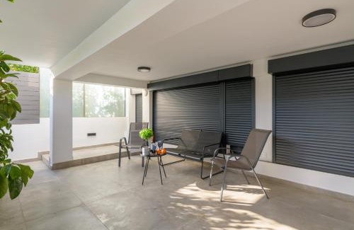 Voula Apartment | Pool Voula Apartment close to Kavouri Beach by Cielo Homes