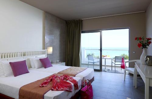 Stegna Hotel | Porto Angeli