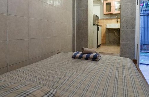 Exarhia Apartment | Private flat for 2 or 3 with back yard near Exarhia Square and Archaelogical Museum