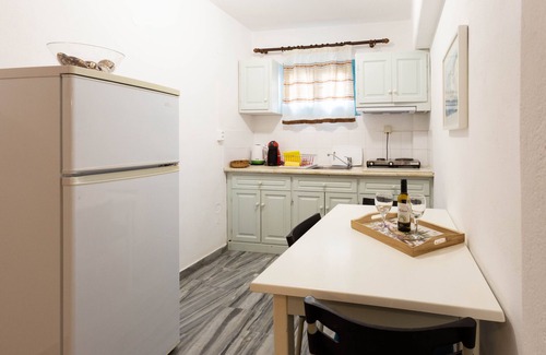 Paros House | Ragousis Apartments