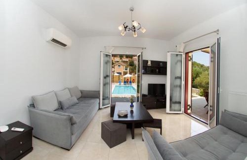 Agia Efimia Villa | Regina Ioanna Villas