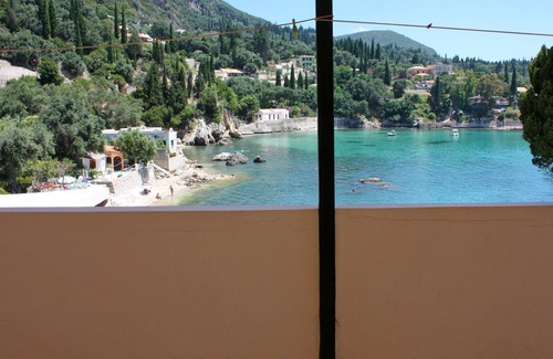 Lakones House | Room with amazing sea view 20 meters from the beach