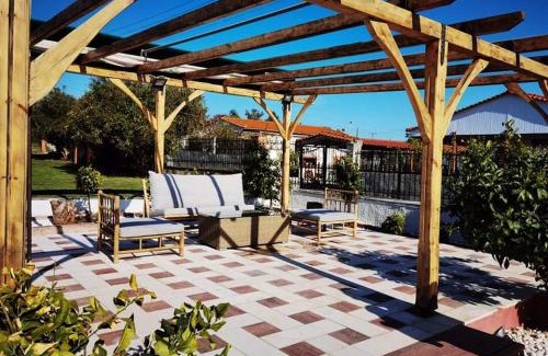 Kallikratia Villa | Rural villa Private pool, BBQ, court ,20' airport