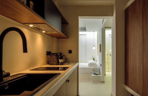 Finikia House | RyoLithos Suites