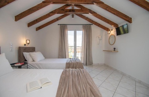 Laganas Apartment | San - Mari Studios