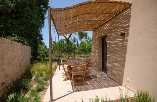 Kouramades Villa | Secluded Charm: Abournela, Kouramades, Corfu - Aircon, Smart TV, Tavernas