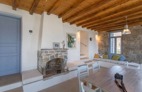 Ramos Villa | Serifos Villa B