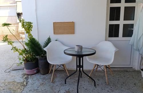 Kallithea House | Single room