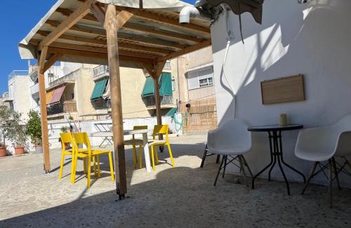 Kallithea House | Single room