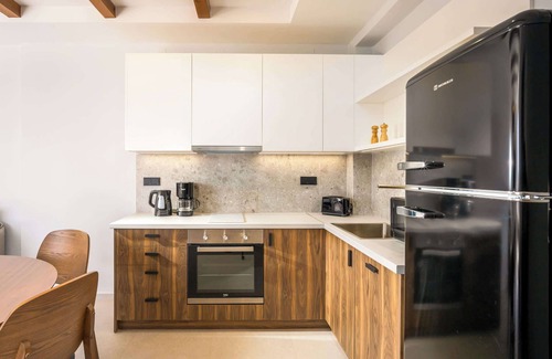 Anopolis Villa | Stefi Deluxe Villas - Ekali Private Pool Retreat