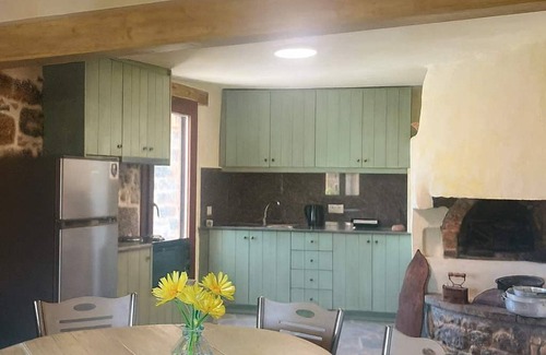 Olympi House | Stone Olympoi Lodge 2 - Chios Cozy Hideaway