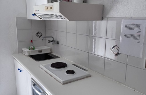 Pisses Apartment | Studio Apartment '2' with Sea View, Wi-Fi and Air Conditioning