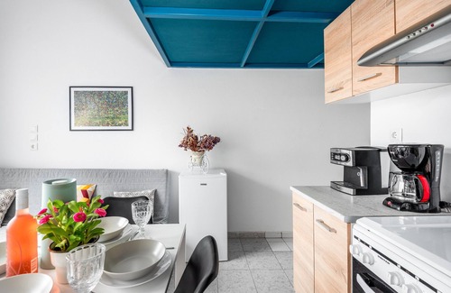 Ixia Apartment | Studio Apartment 'Sea Front In Ixia' with Private Garden, Wi-Fi and Air Conditioning