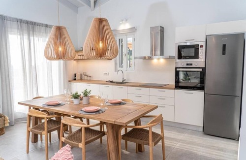 Tzamarelata Villa | Summer Breeze Villa With Private Pool