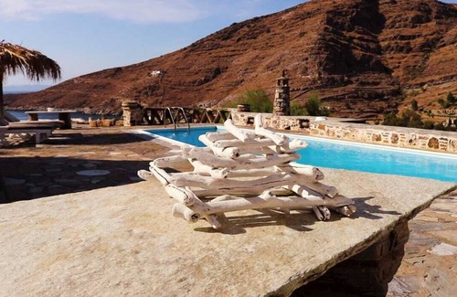 Pisses Villa | Sun Holiday House