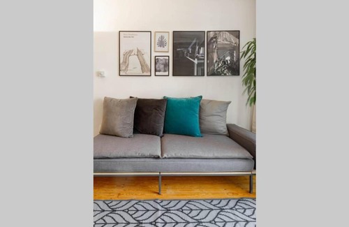 Thessaloniki City Centre Apartment | THE WALL Downtown Apartment