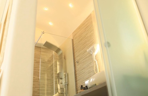 Schinoussa Town House | Theasis Luxury Suites