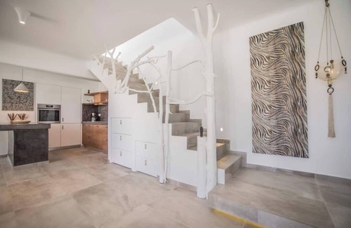 Stelida Villa | This villa is a 3 bedroom(s), 3.5 bathrooms, located in Naxos, Naxos.