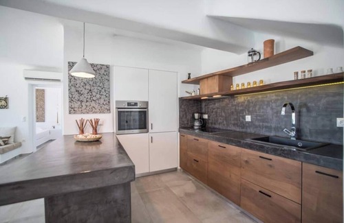 Stelida Villa | This villa is a 3 bedroom(s), 3.5 bathrooms, located in Naxos, Naxos.