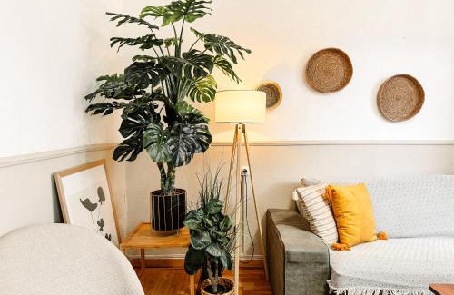 Old Town Apartment | Traditional 3-Bedroom House in Old Town Xanthi - Meno Homes 3