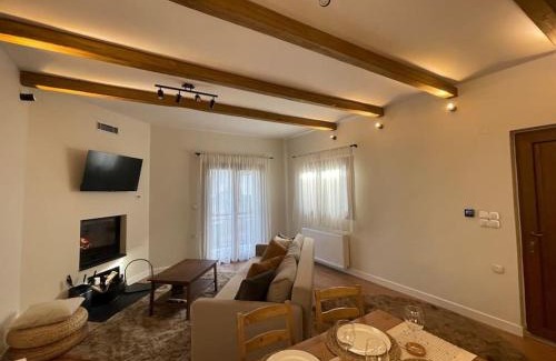 Vitina House | Trifonakia