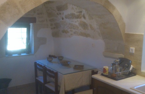 Tzitzifes House | TZITZIFES OLD STONE MANSION