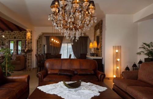 Koutouloufari House | Vacation home Golden Crest in Hersonissos - 6 persons, 3 bedrooms