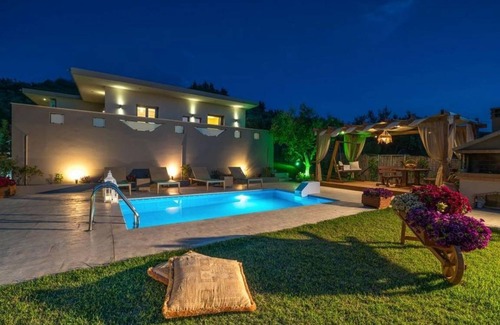 Planos Villa | Vatia Villas Two Bedroom villa- Side SeaView
