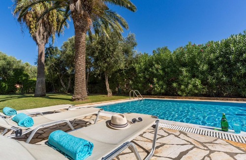 Almiros Beach Villa | Villa Angelos in Corfu
