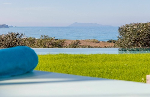 Almiros Beach Villa | Villa Ebellina – Luxury Corfu vacation villa rental with pool and sweeping views