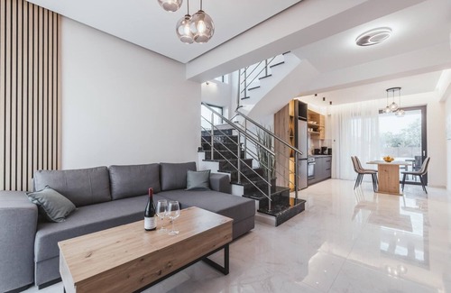 Kalamaki Villa | Villa Infinity Theo - Four Bedroom Villa, Sleeps 8