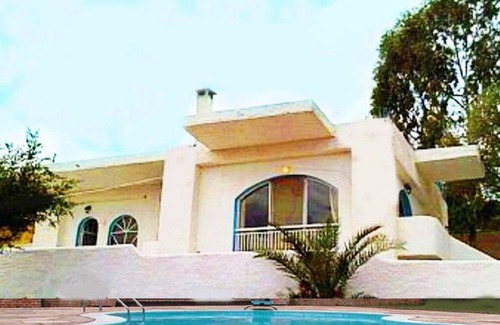 Sesi House | Villa Konaki
