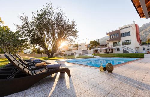 Kineta Villa | Villa Memories