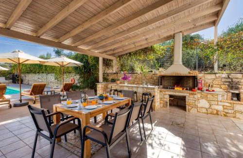 Houdetsi Villa | Villa Muse by Villa Plus