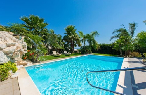 Afandou Villa | Villa Palm Garden