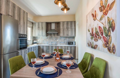 Kirianna Villa | Villa Thalia Klio - Three Bedroom Villa, Sleeps 6