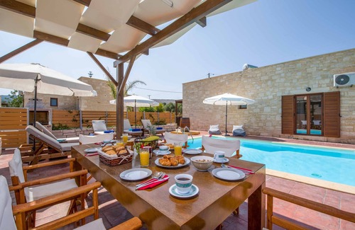 Kirianna Villa | Villa Thalia Klio - Three Bedroom Villa, Sleeps 6