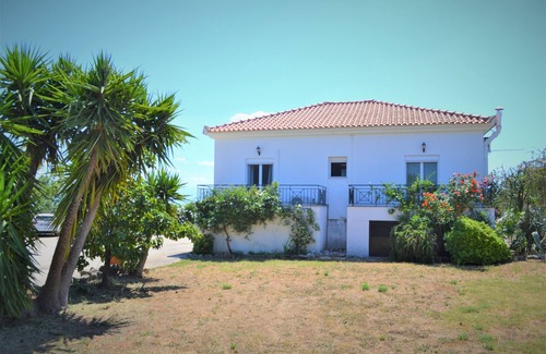 Messini Villa | Villa with terraces and large garden, sea and mountain views - 5mn from the beach