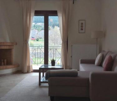 Vitina House | Vytina maisonette