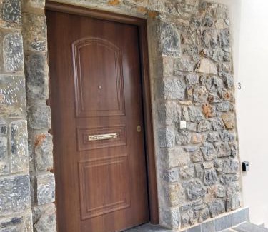 Vitina House | Vytina maisonette