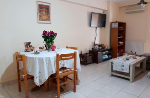 Kallithea Apartment | Welcome World
