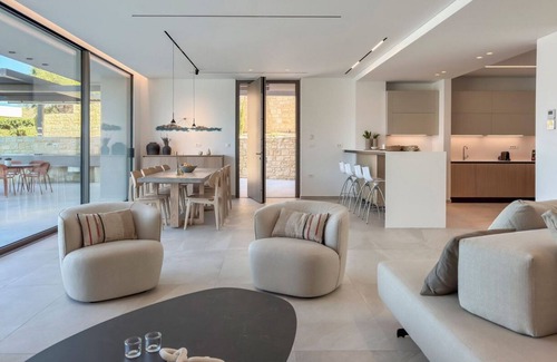 Fournadhos Villa | Wonderful Kissamos Villa | Villa Aphrodite's Bliss | 5 Bedrooms | Breathtaking Sea Views | Private Outdoor Pool | Private Furnished Terrace | Peaceful Outdoor Ambiance | Prime Location
