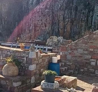 Omales Apartment | ΑΡΧΑΙΟ ΛΑΤΟΜΕΙΟ ΑΝΑΤΟΛΙΚΗΣ ΜΑΝΗΣ