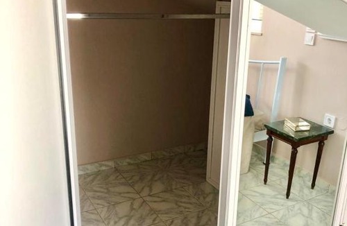 Dafni-Ymittos Apartment | Αυτόνομη μεζονέτα με εσωτερικό τζάκι και μπαλκόνια