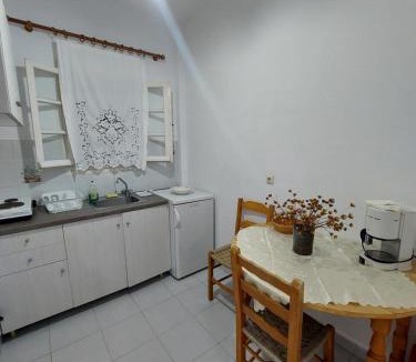 Kithira Apartment | ΕΙΡΗΝΗ Studios