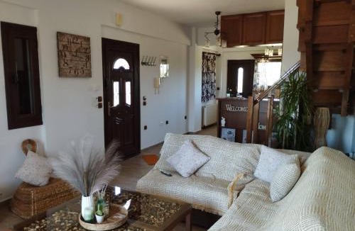 Aigio House | κτήμα ΝΟΣΤΟΣ
