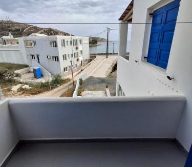 Vari Apartment | Με θέα τον όρμο της Βάρης
