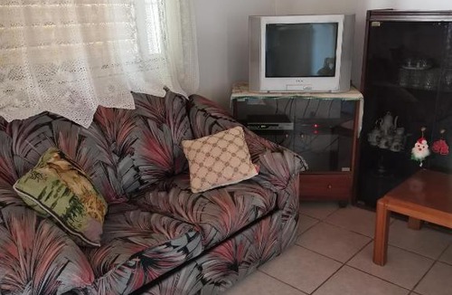 Lavreotiki House | Μονοκατοικία χρυσό φεγγάρι